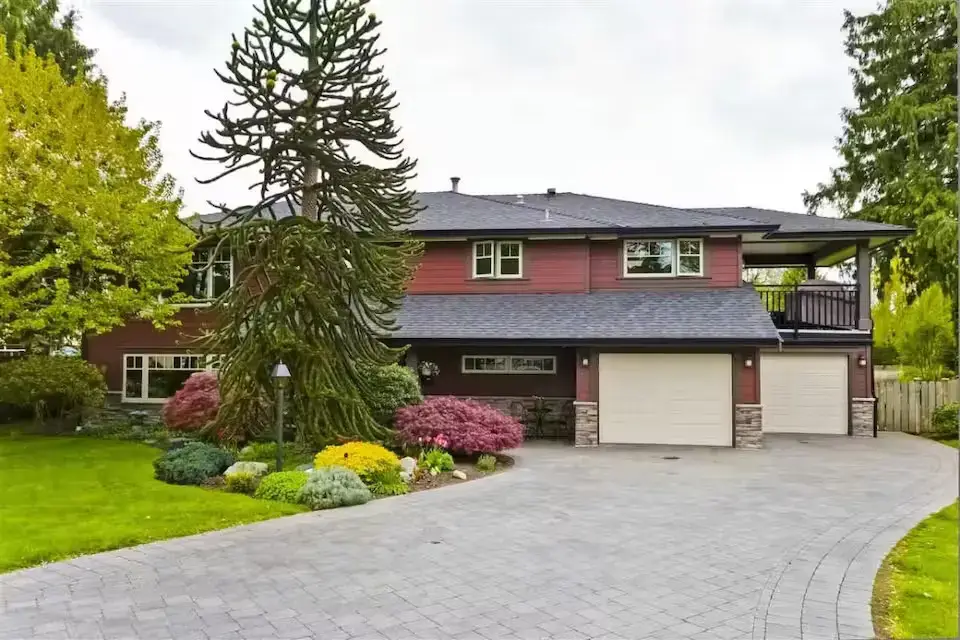 12A Avenue, Delta, BC, V4M 2B5