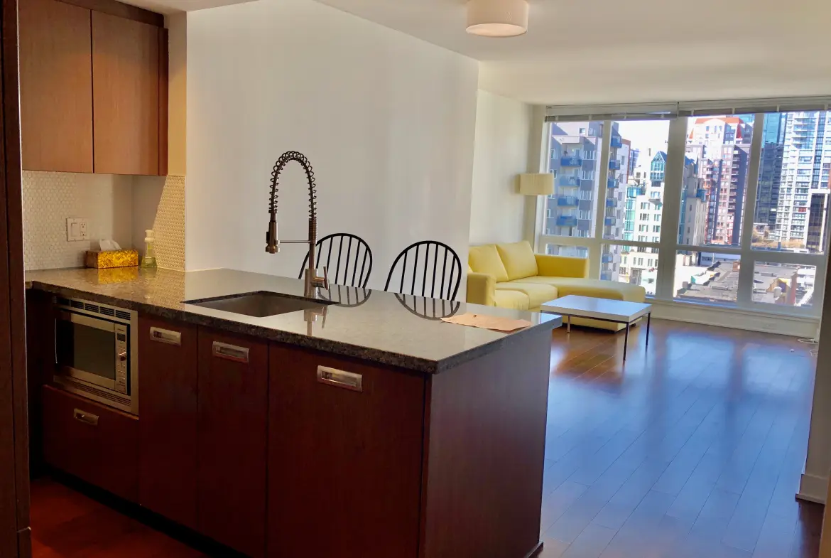 Richards Street, Vancouver BC V6B 0C2
