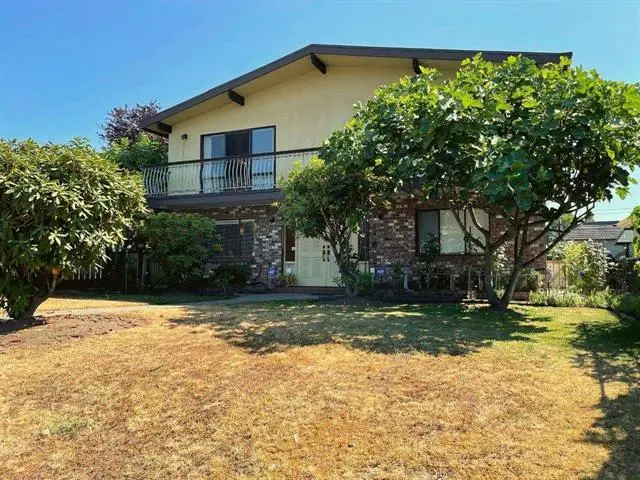 W 18th Avenue, Vancoiver BC V6L 1A8 (Garden Suite