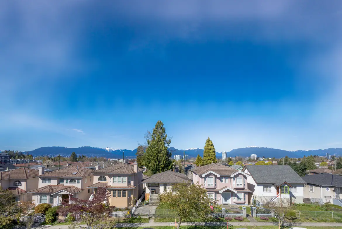 E 42nd Avenue, Vancouver BC V5P 1L8