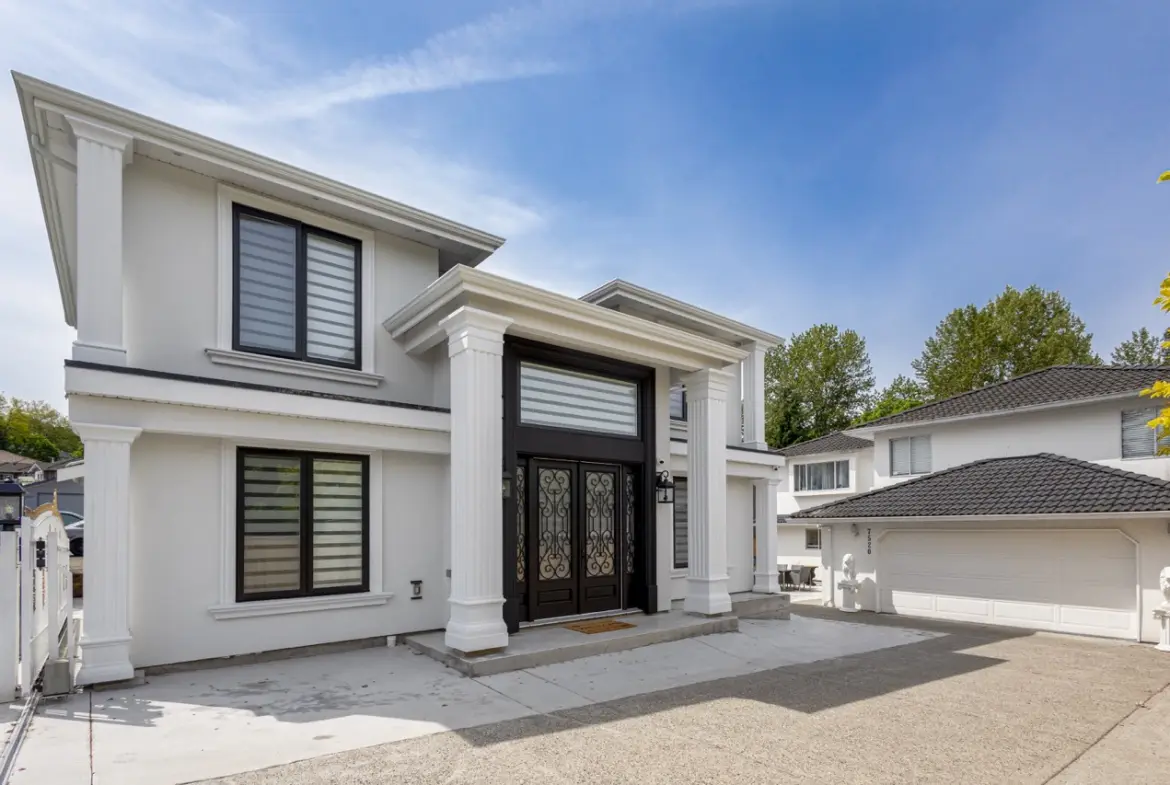 L1-7520 Cariboo Road, Burnaby BC V3N 4A9