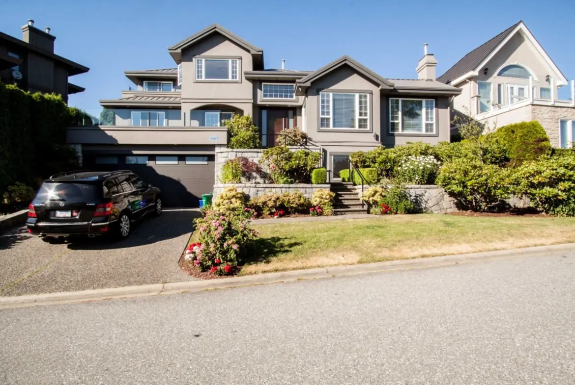 West Vista Court, West Vancouver, BC V7W 3G8