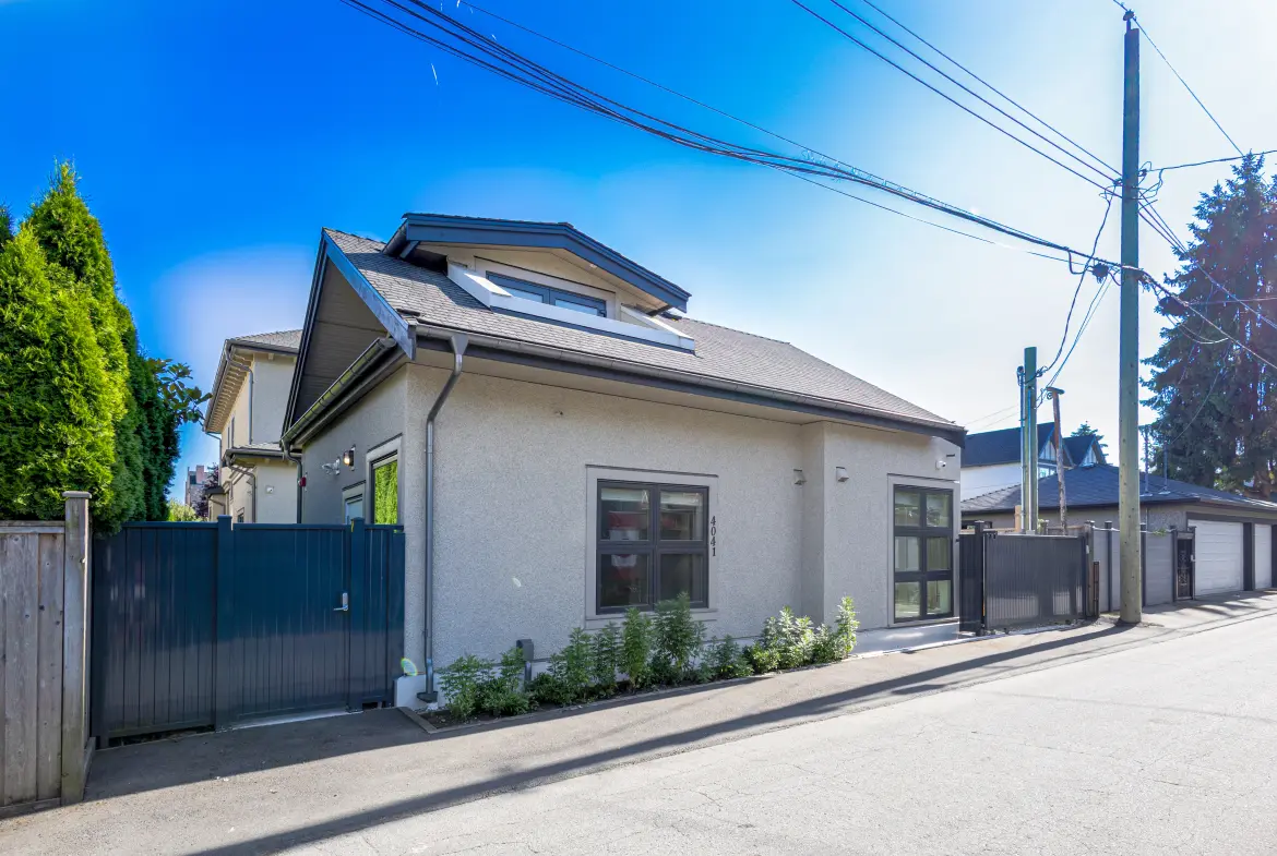 W 28th Avenue, Vancouver BC V6S 1S7