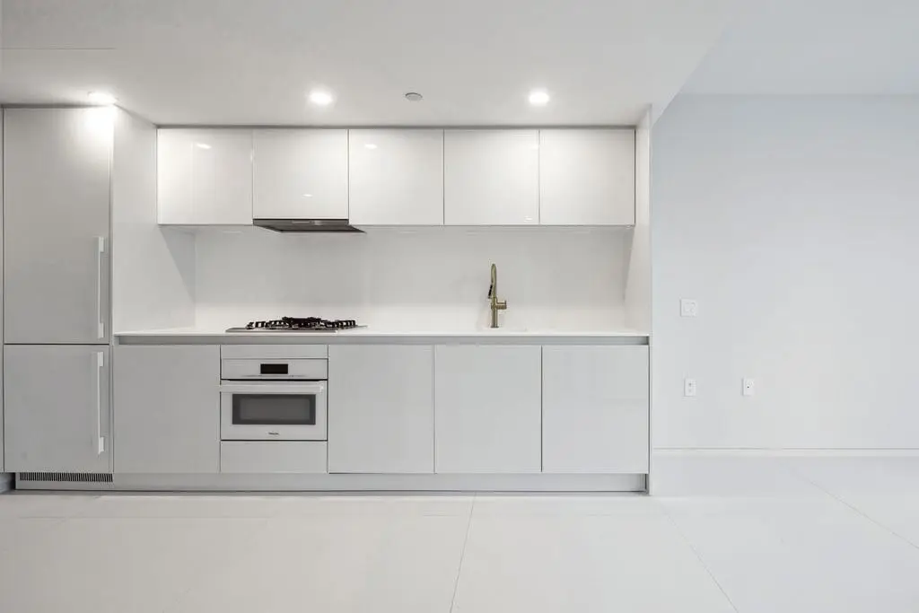 1605-1033 Nelson Street, Vancouver BC V6E 0E5