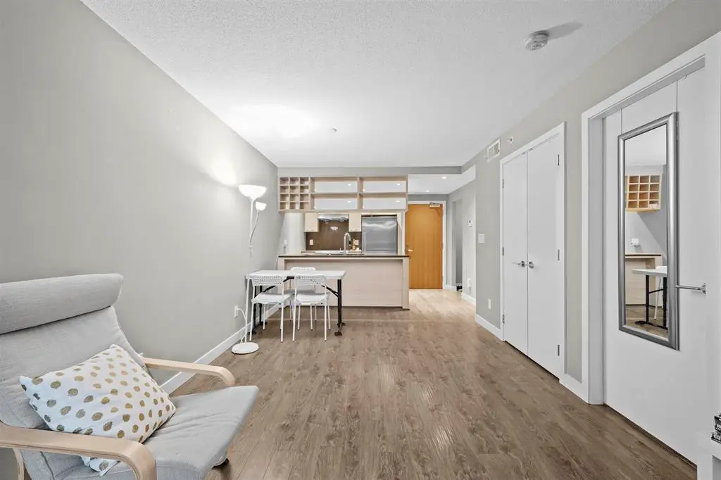 6288 No. 3 Rd #656, Richmond, BC